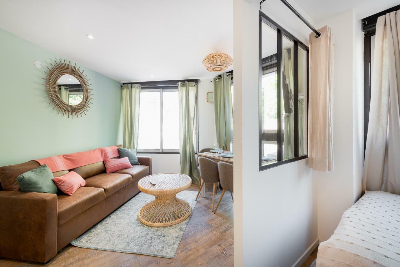 Suites Gaya Confort - Centre Ville Монпелие Екстериор снимка