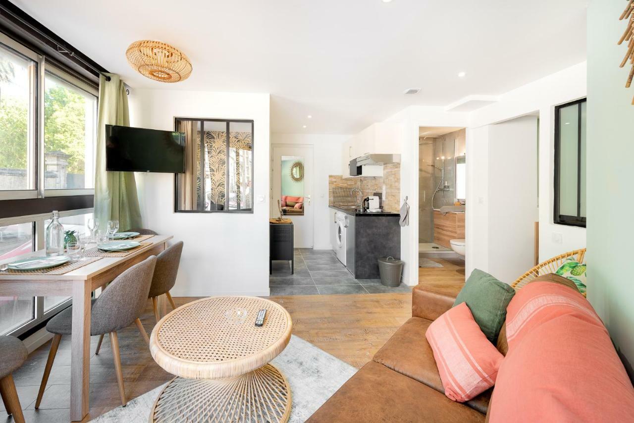 Suites Gaya Confort - Centre Ville Монпелие Екстериор снимка